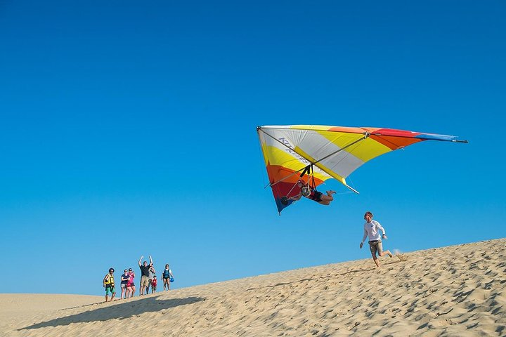 Beginner Hang Gliding Lesson at Jockey’s Ridge State Park - Photo 1 of 5